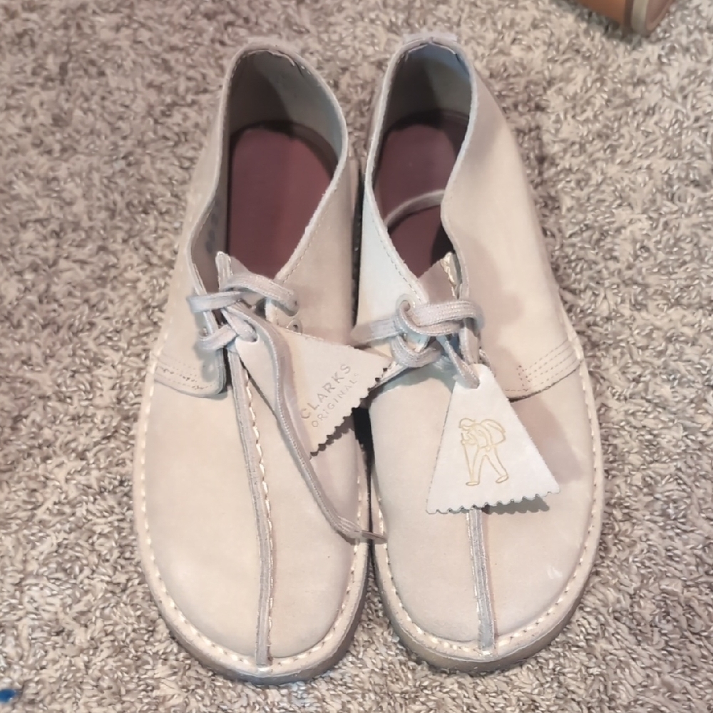 Clarks Women's Cream Loafers